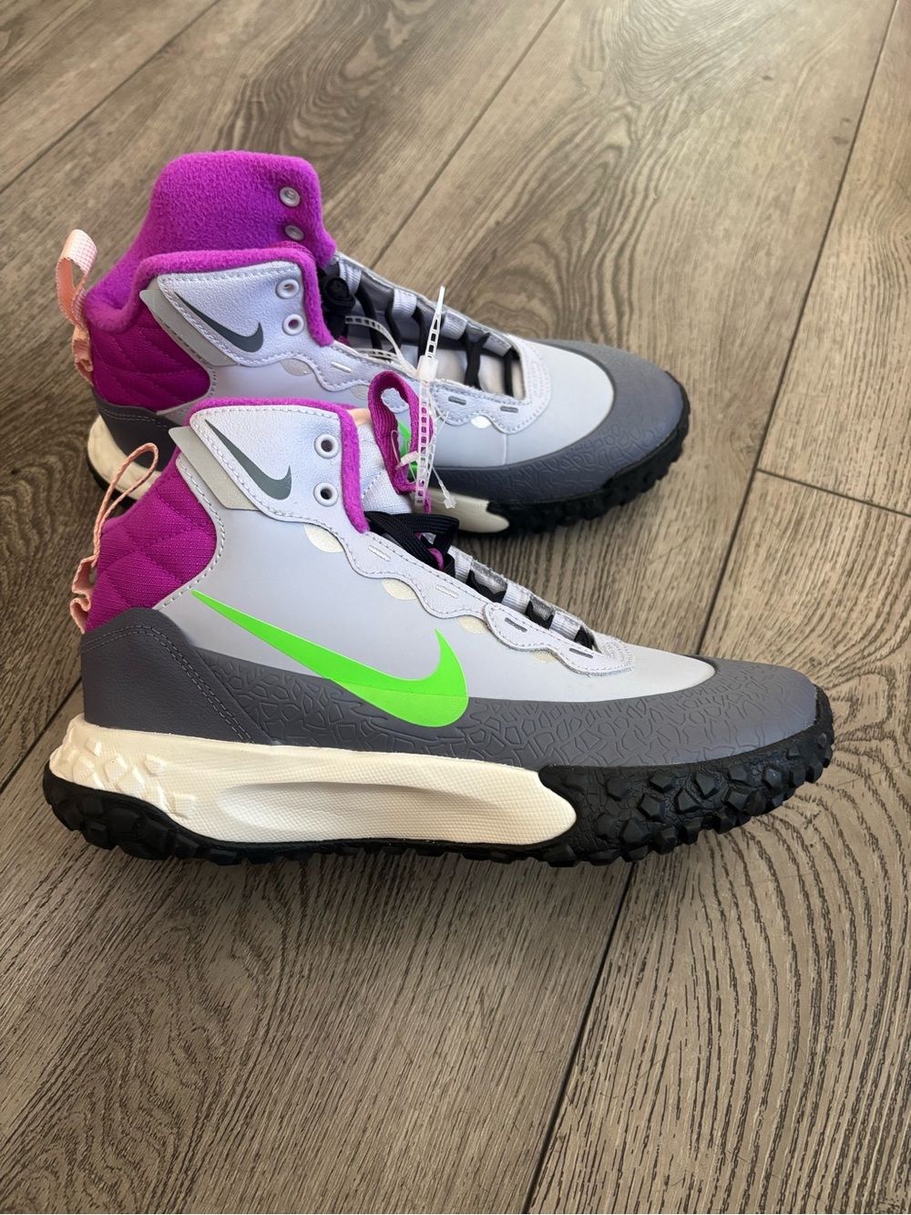 Nike  terrascout sneaker boot